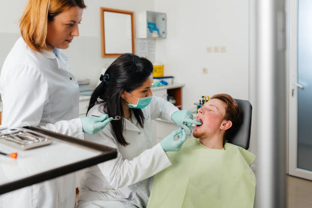 Best Urgent Tooth Repair  in Belcourt, ND